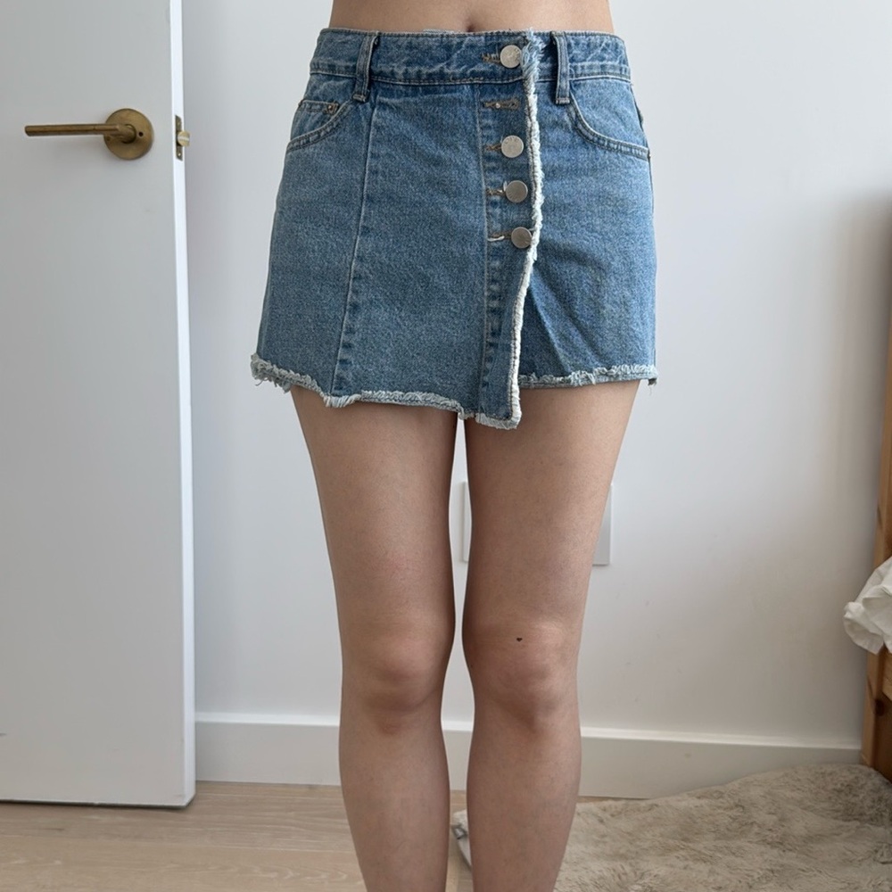 Stylish Blue Denim Skirt with Button Detail